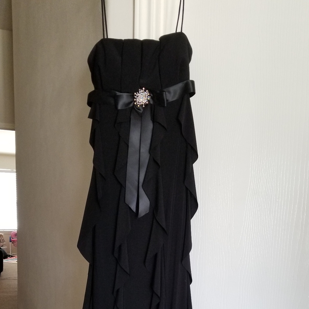 Long black dress